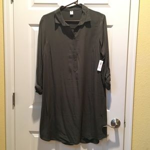 Old Navy L olive green dress. NWT